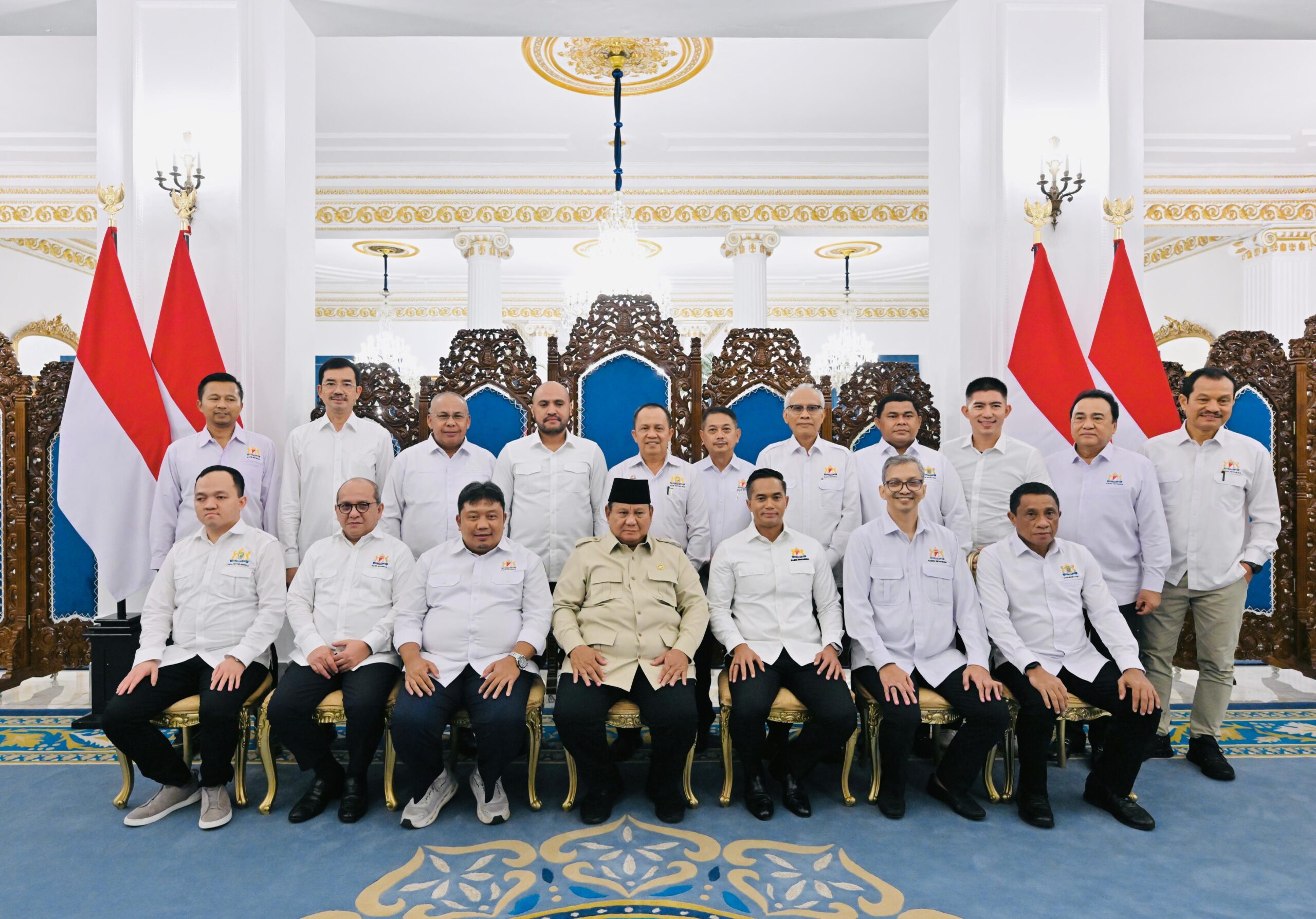 Ketum Masuri, SH Hadiri Pertemuan Presiden dengan Kadin Indonesia dan Seluruh Ketua Umum Kadin Seluruh Indonesia.